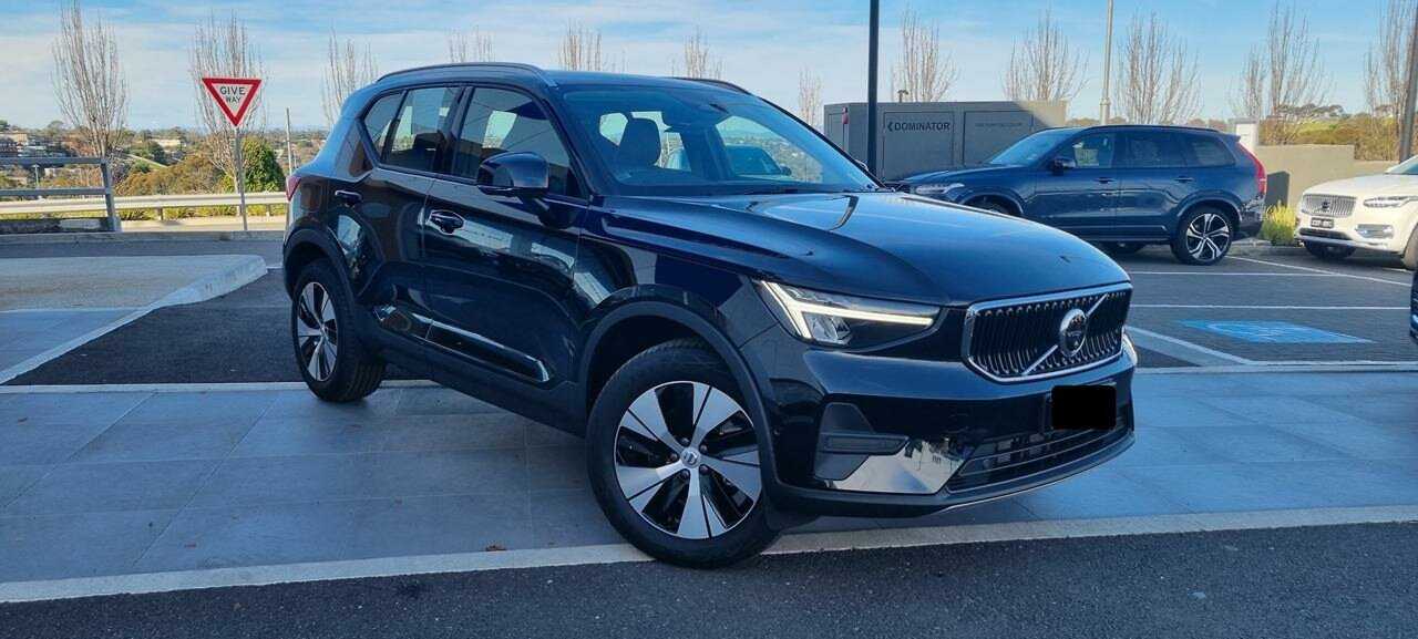 Volvo  XC40 Plus, B4 Mild Hybrid, Petrol