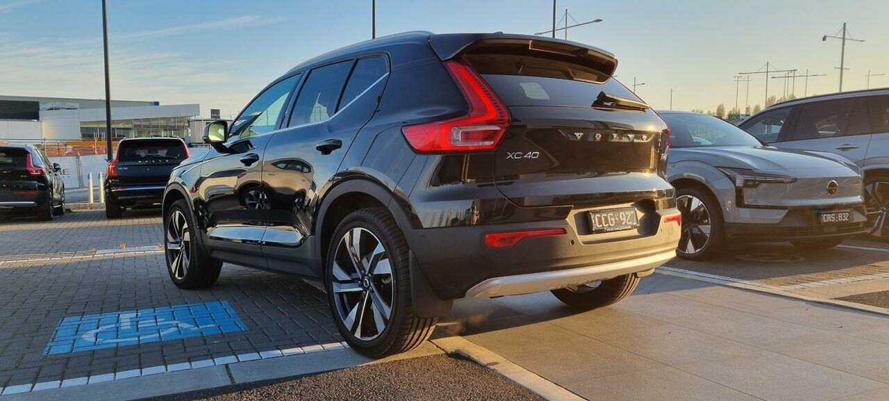 Volvo  XC40 Ultimate, B4 Mild Hybrid, Petrol, Bright